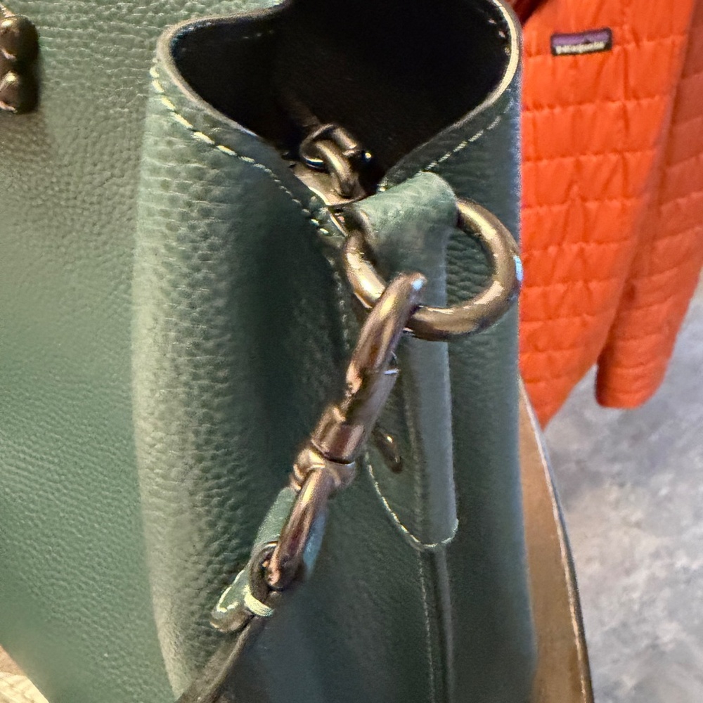 Coach Dark Green Shoulder Bag - Picture 7 of 9